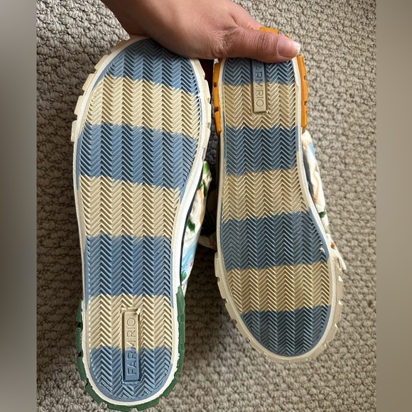 NWT: Farm Rio Mules - Picture 9 of 10